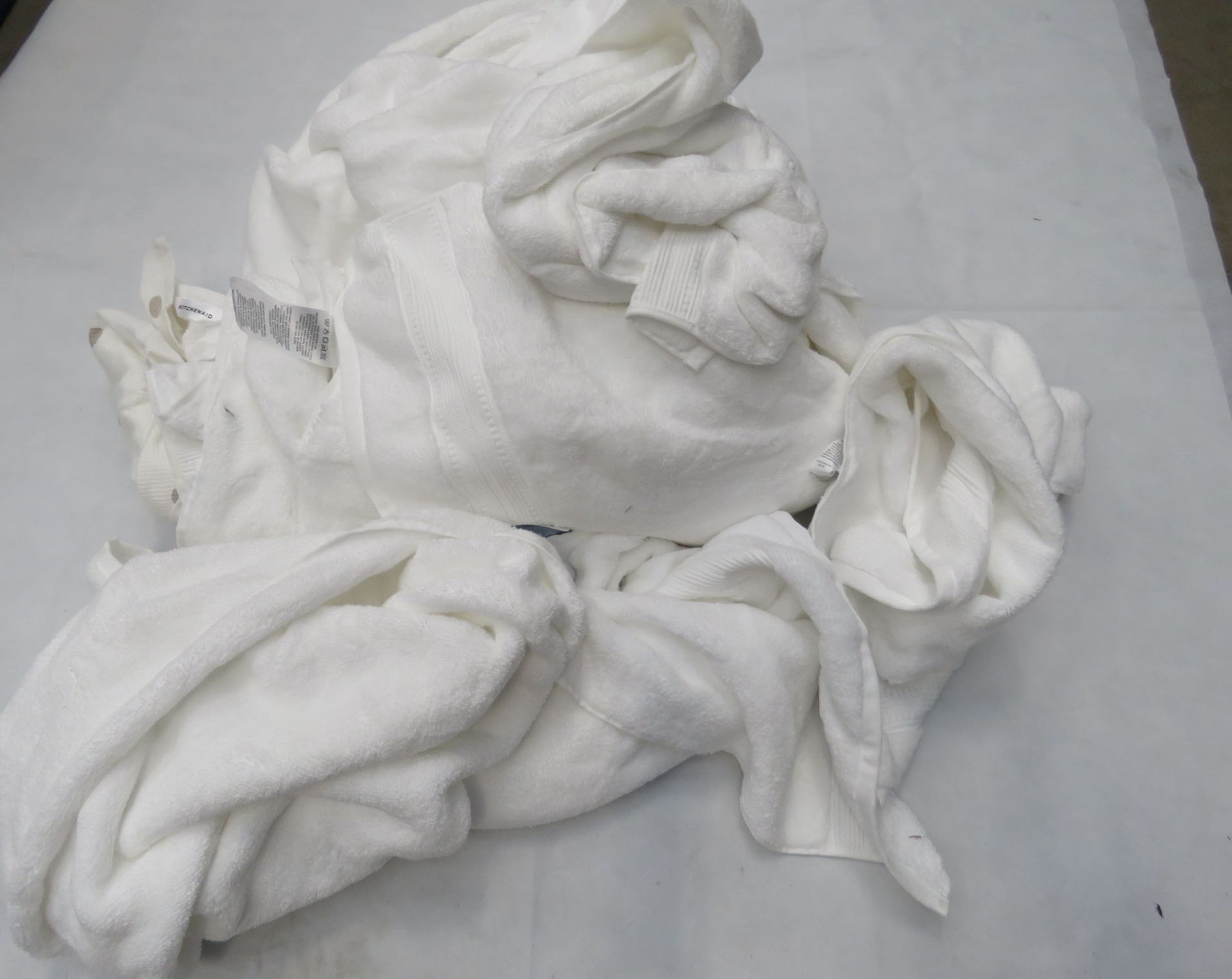 Large bag of mixed kitchen towels