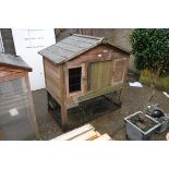 Large rabbit hutch