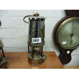 Protectors Lamp & Lightning Co. Ltd 6RS Eccles 15- type lamp