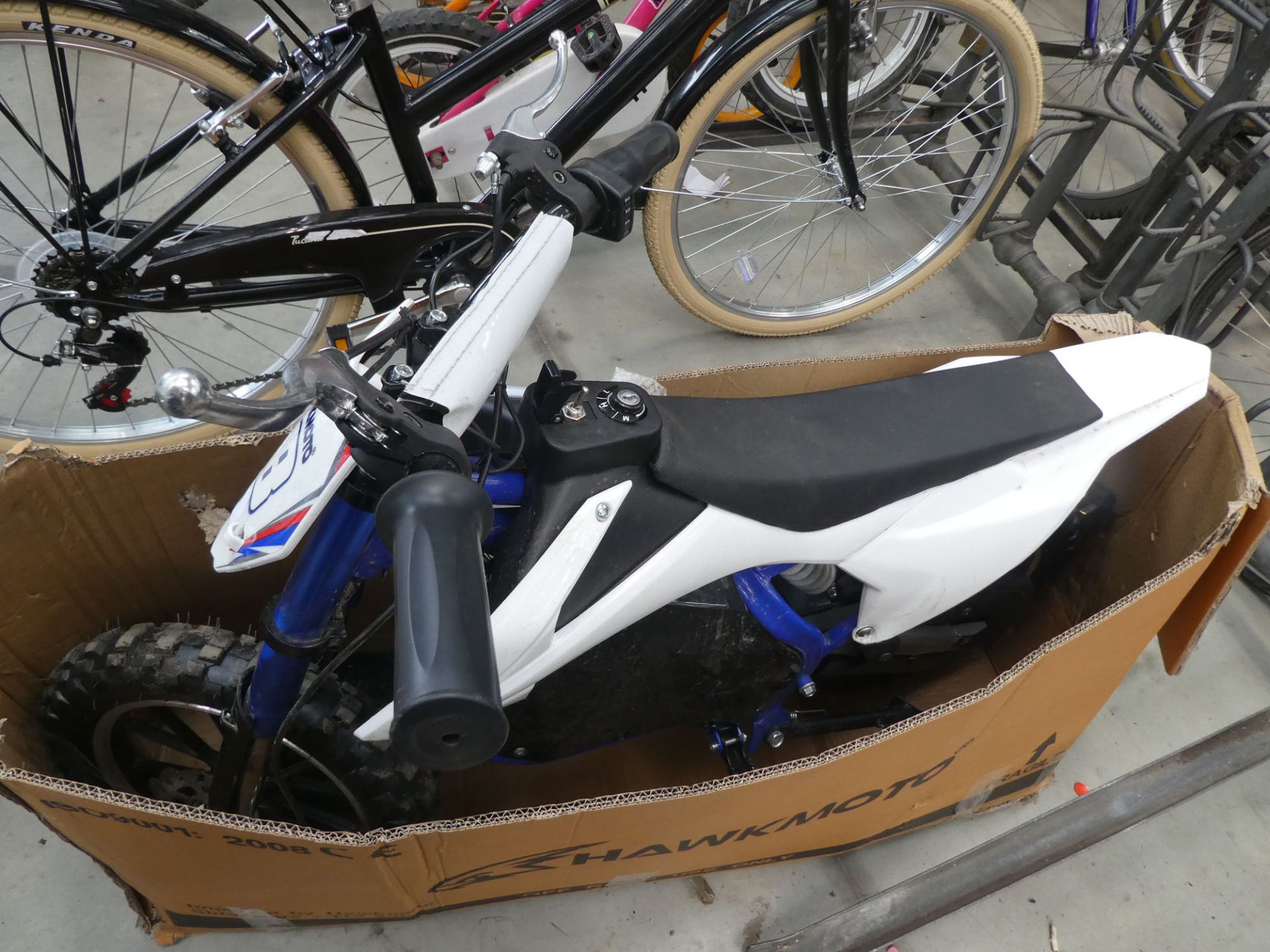 Electric child's motorcycle in box - Image 2 of 2