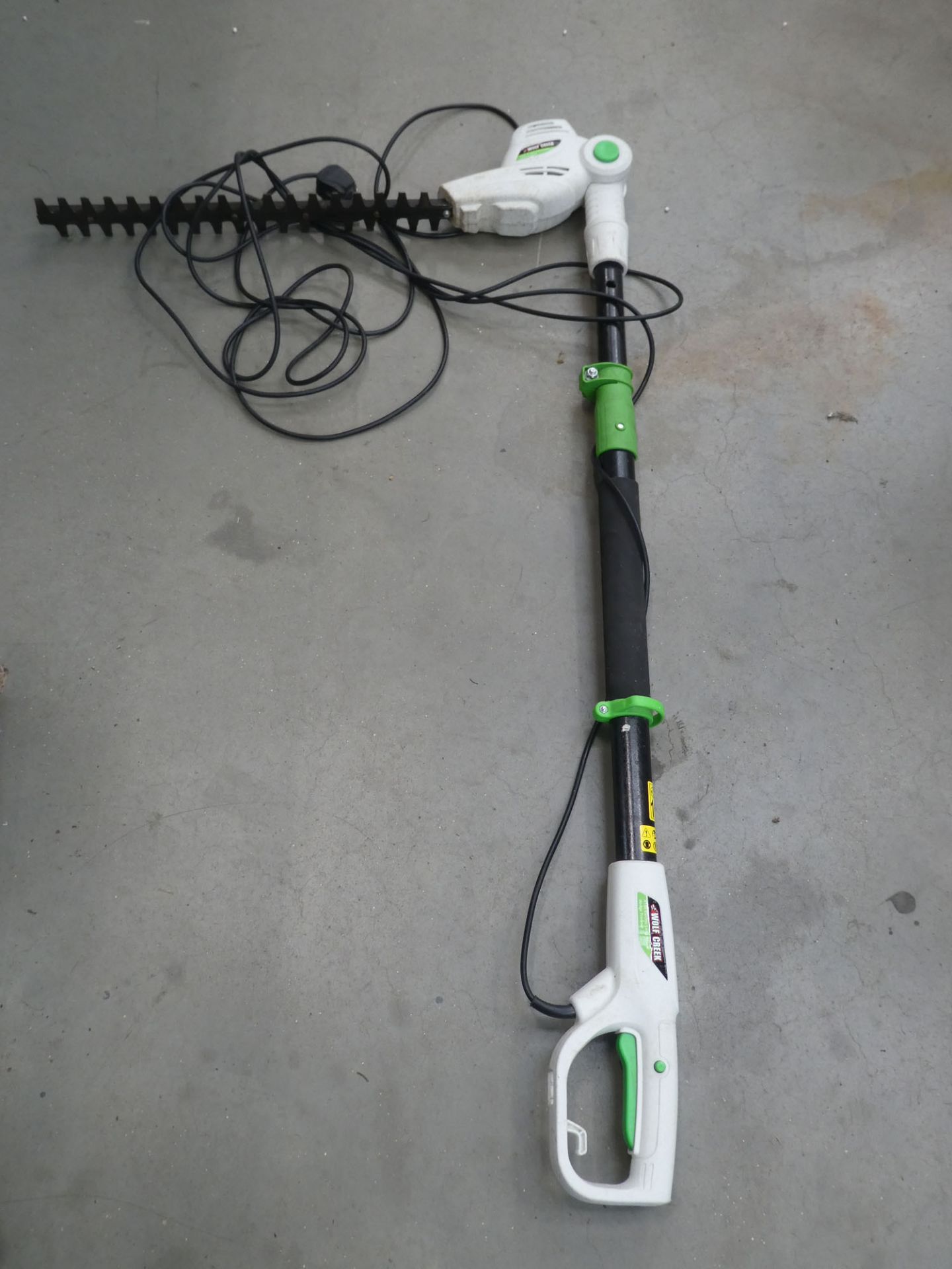 Wolf electric long reach hedge cutter