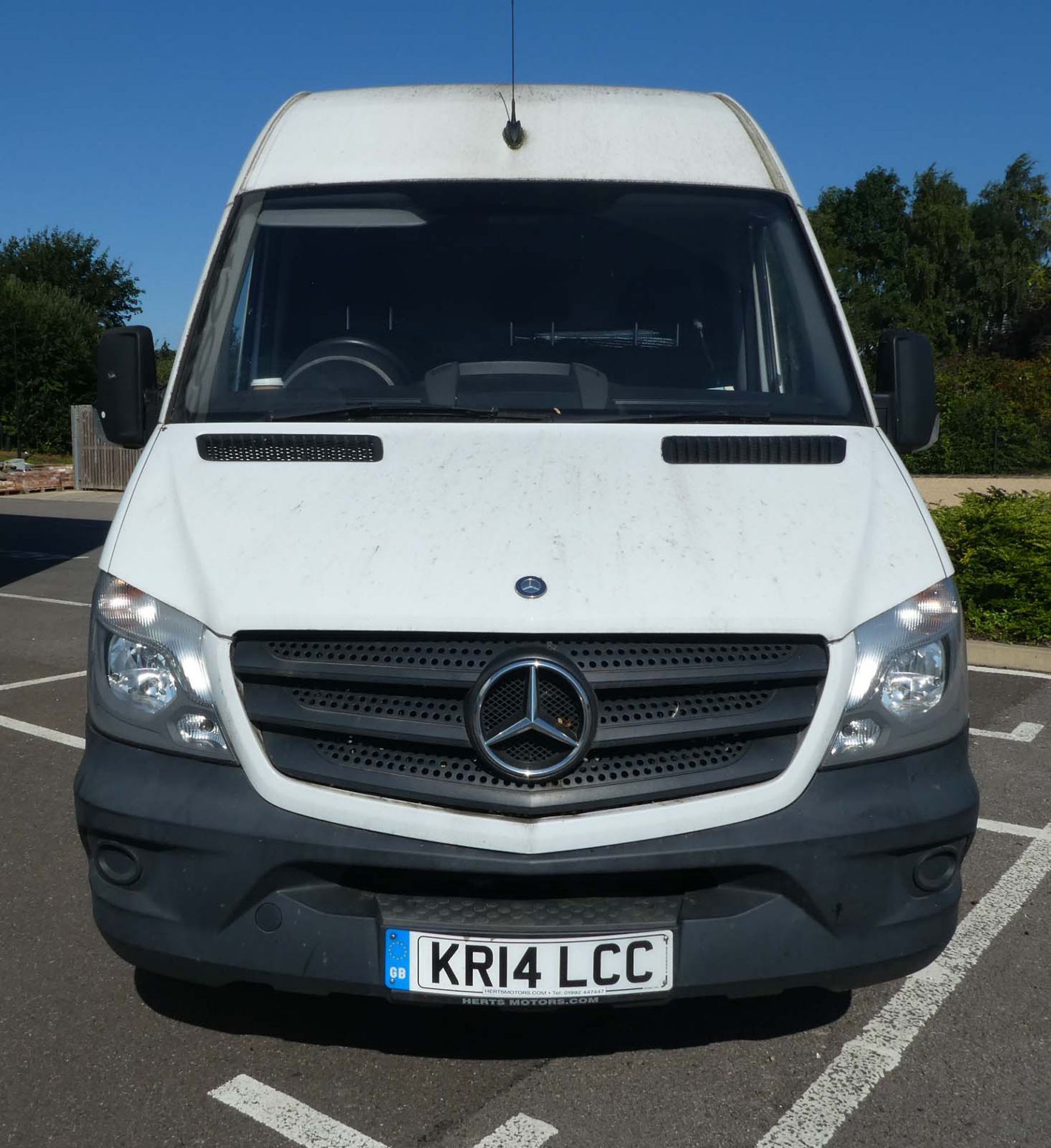 KR14 LCC, Mercedes-Benz Panel Van in white, first registered 19.05.2014, two keys, 2143cc, diesel, 3 - Image 2 of 7