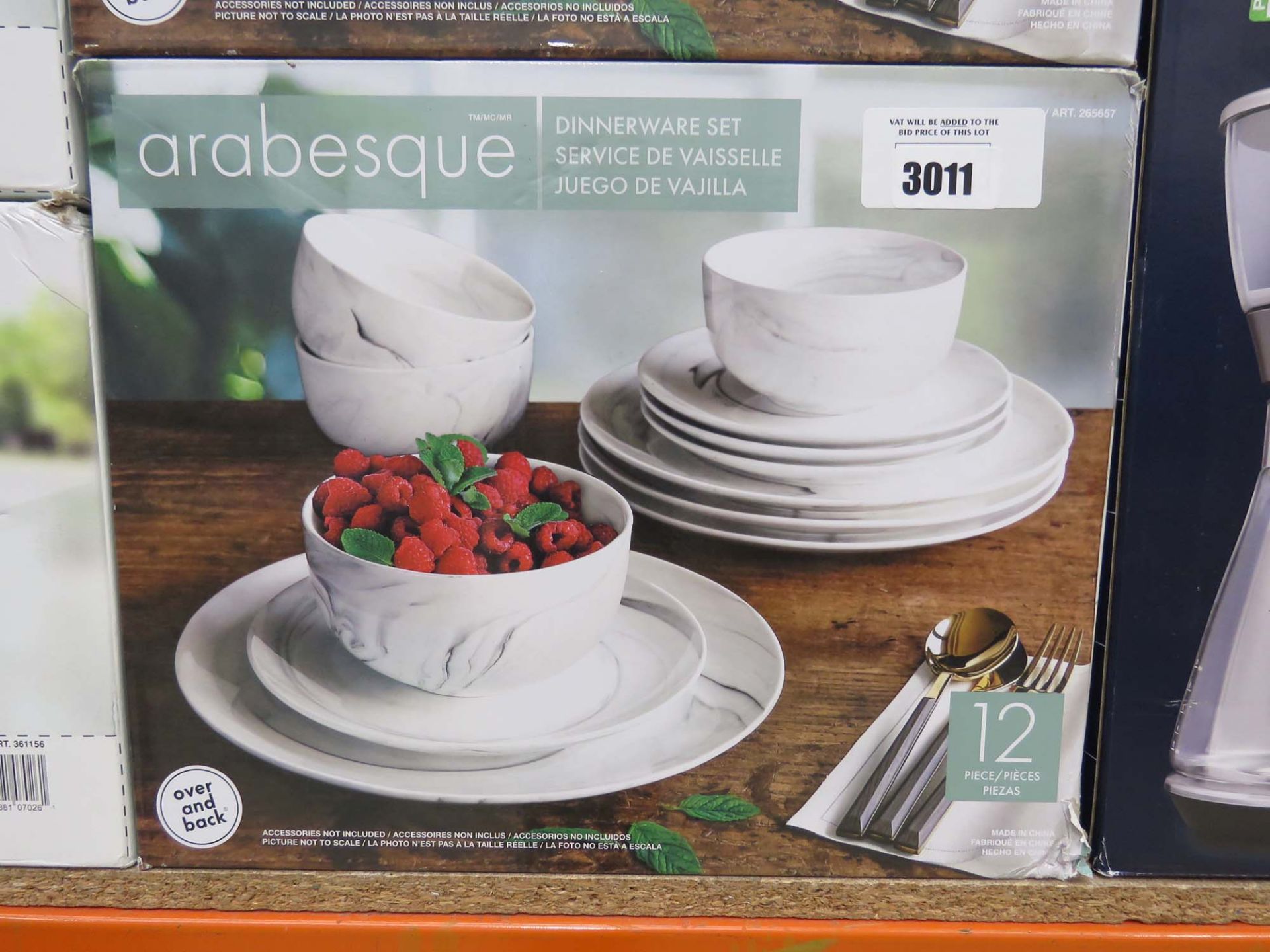 Arabesque dinner ware set