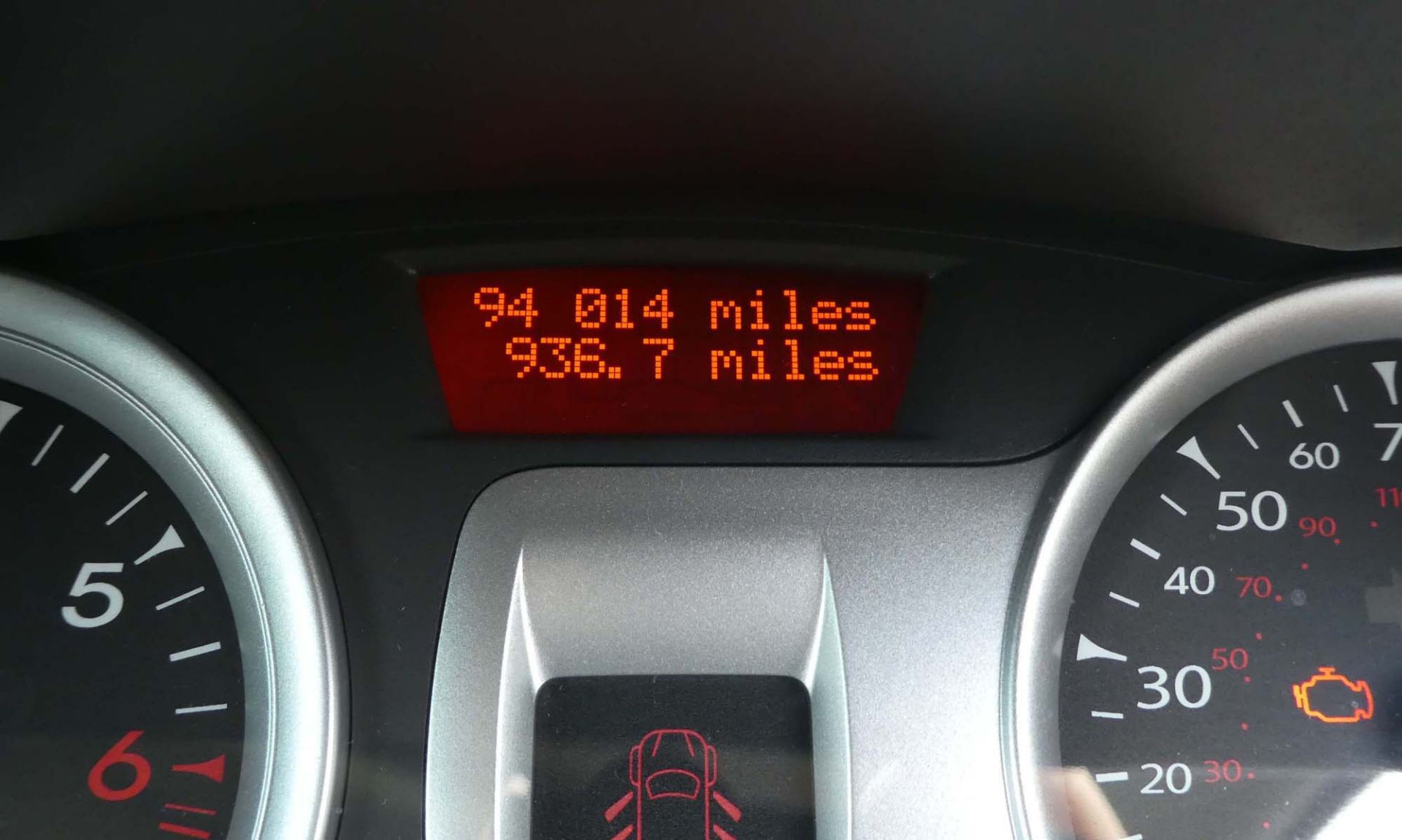 KU61 YTB Renault Clio Dynamique Tomtom 16v in black, first registered 26.09.2011, one key, 1149cc, - Image 3 of 12