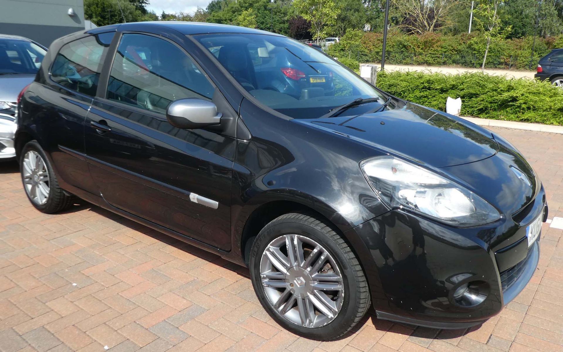 KU61 YTB Renault Clio Dynamique Tomtom 16v in black, first registered 26.09.2011, one key, 1149cc, - Image 10 of 12