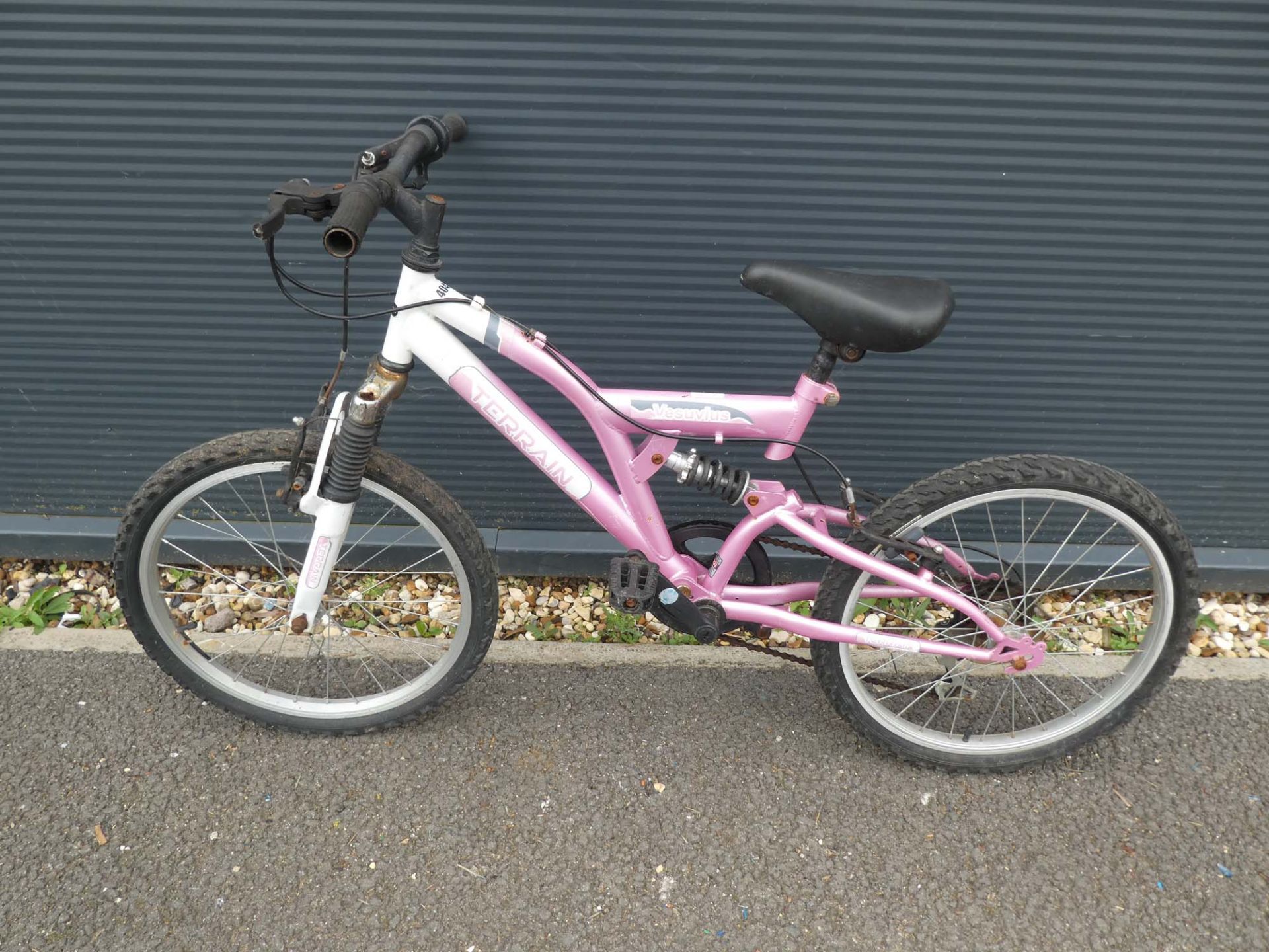 Pink girls bike