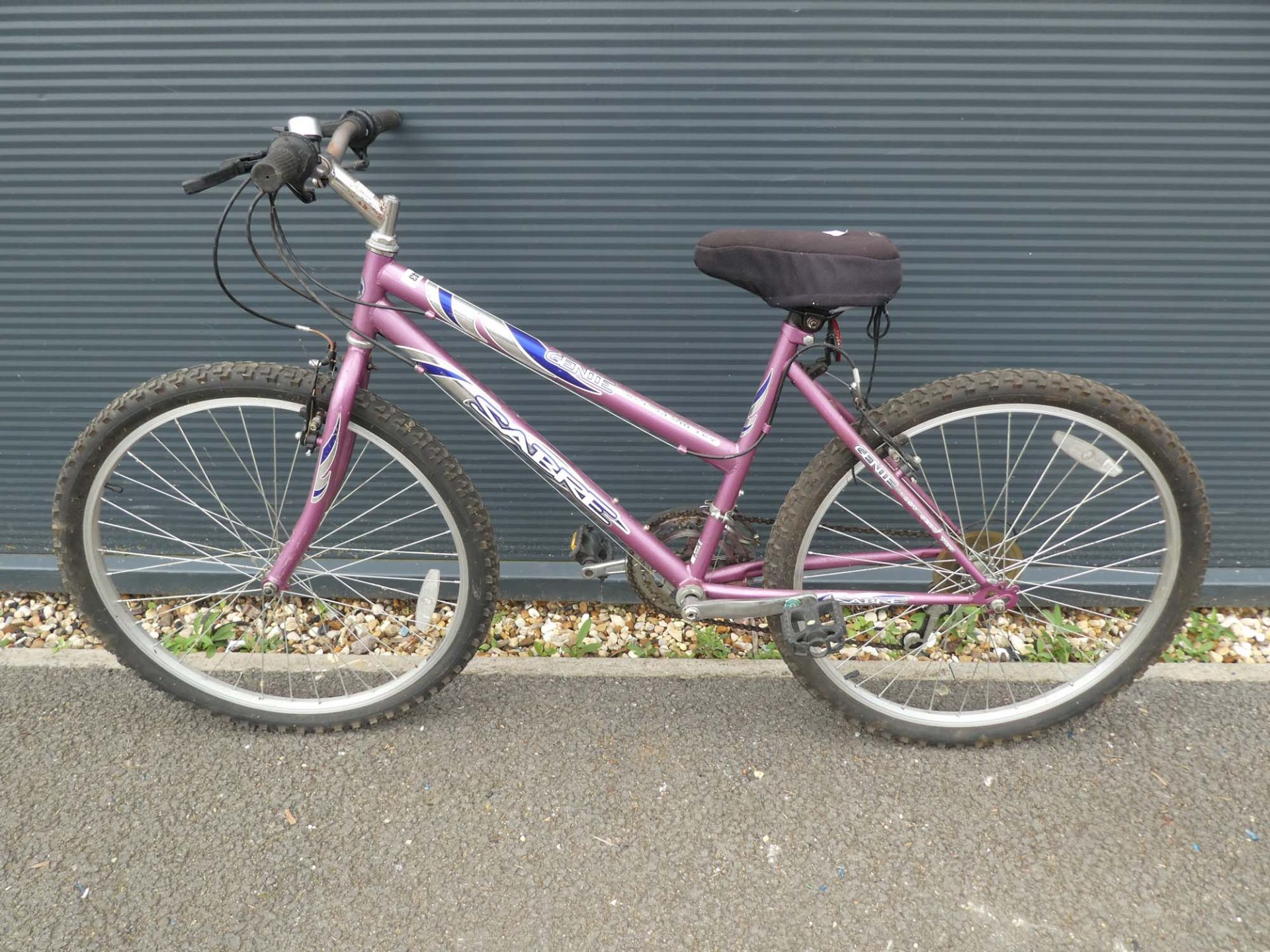 Sabre pink girls bike