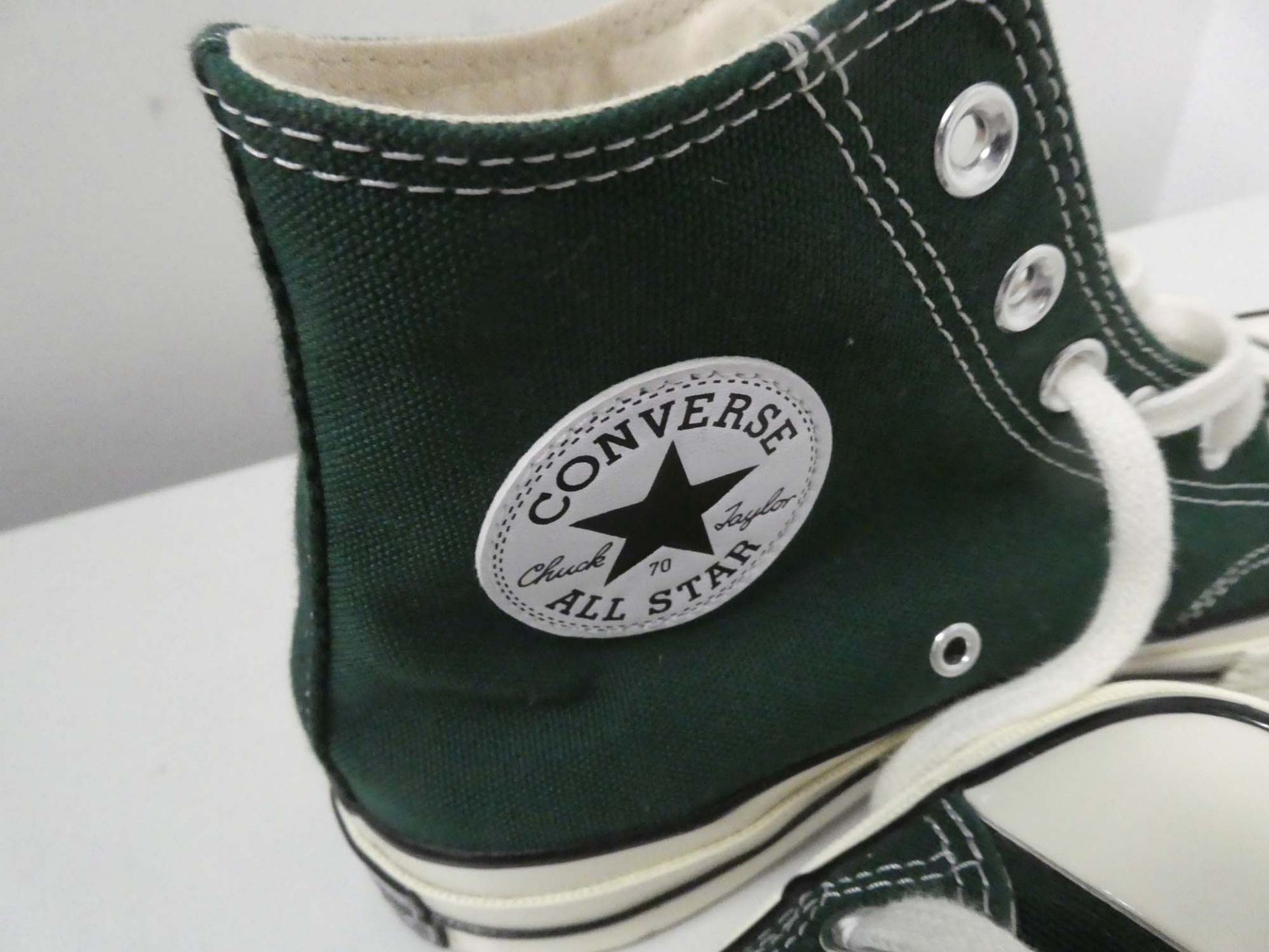 Converse All Star chuck taylor high tops in dark green size 6 - Image 2 of 4