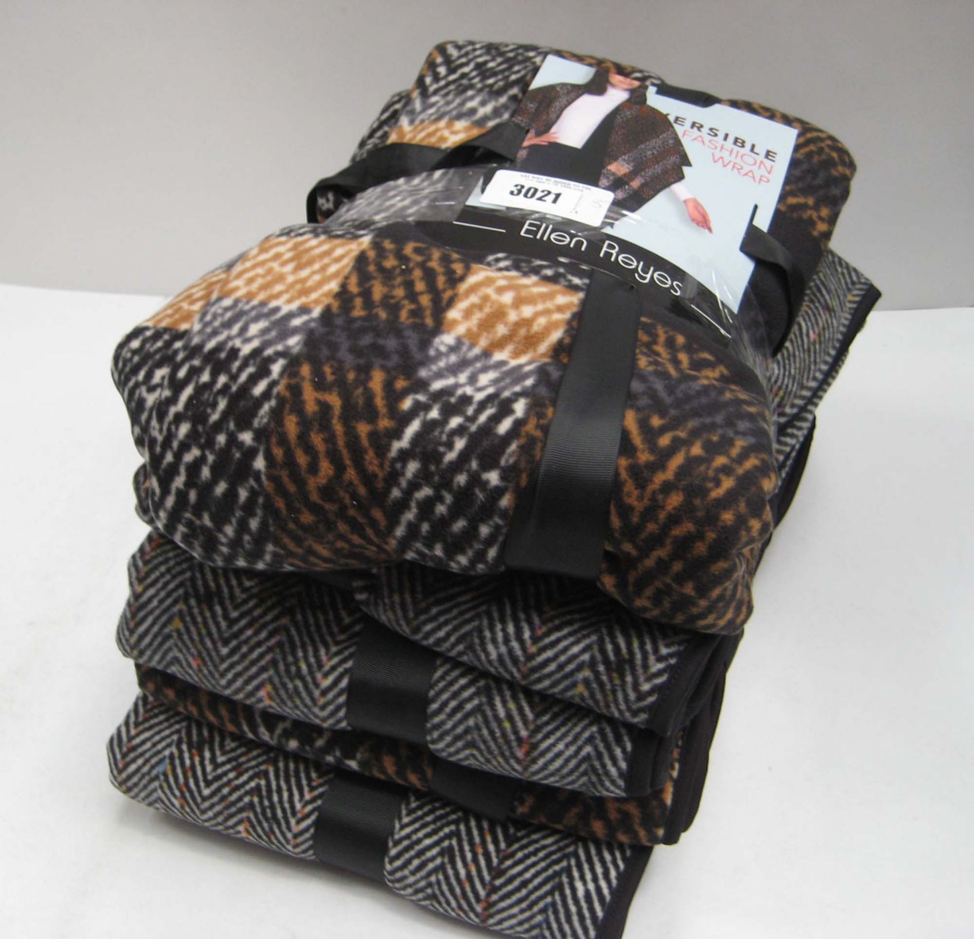 Bundle of 5 reversible fashion wraps by Ellen Reyes