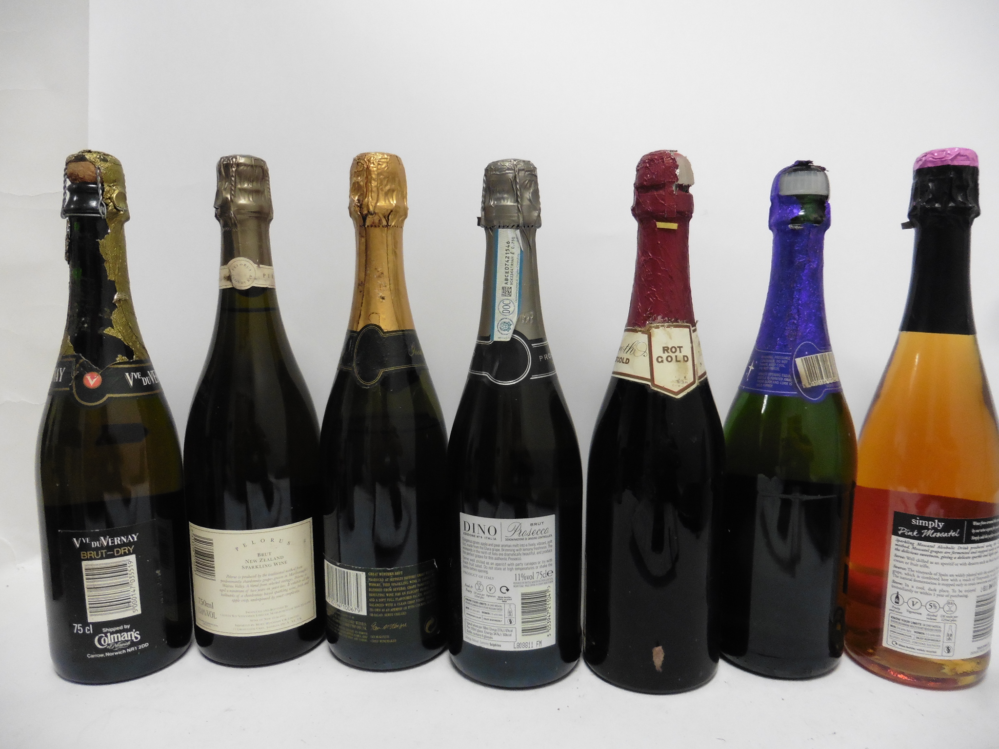 7 bottles sparkling wines, 1x Dino Prosecco Brut, 1x Babycham, 1x Pieroth Rotgold Sekt, - Image 2 of 2