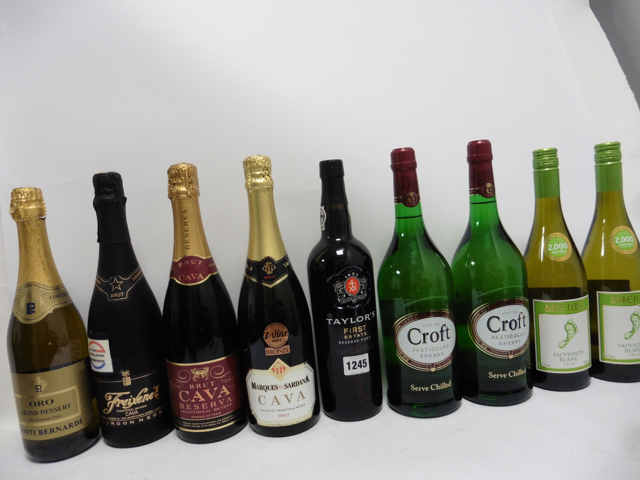9 assorted bottles, 1x Taylor's First Estate Port, 2x Croft Particular Sherry,