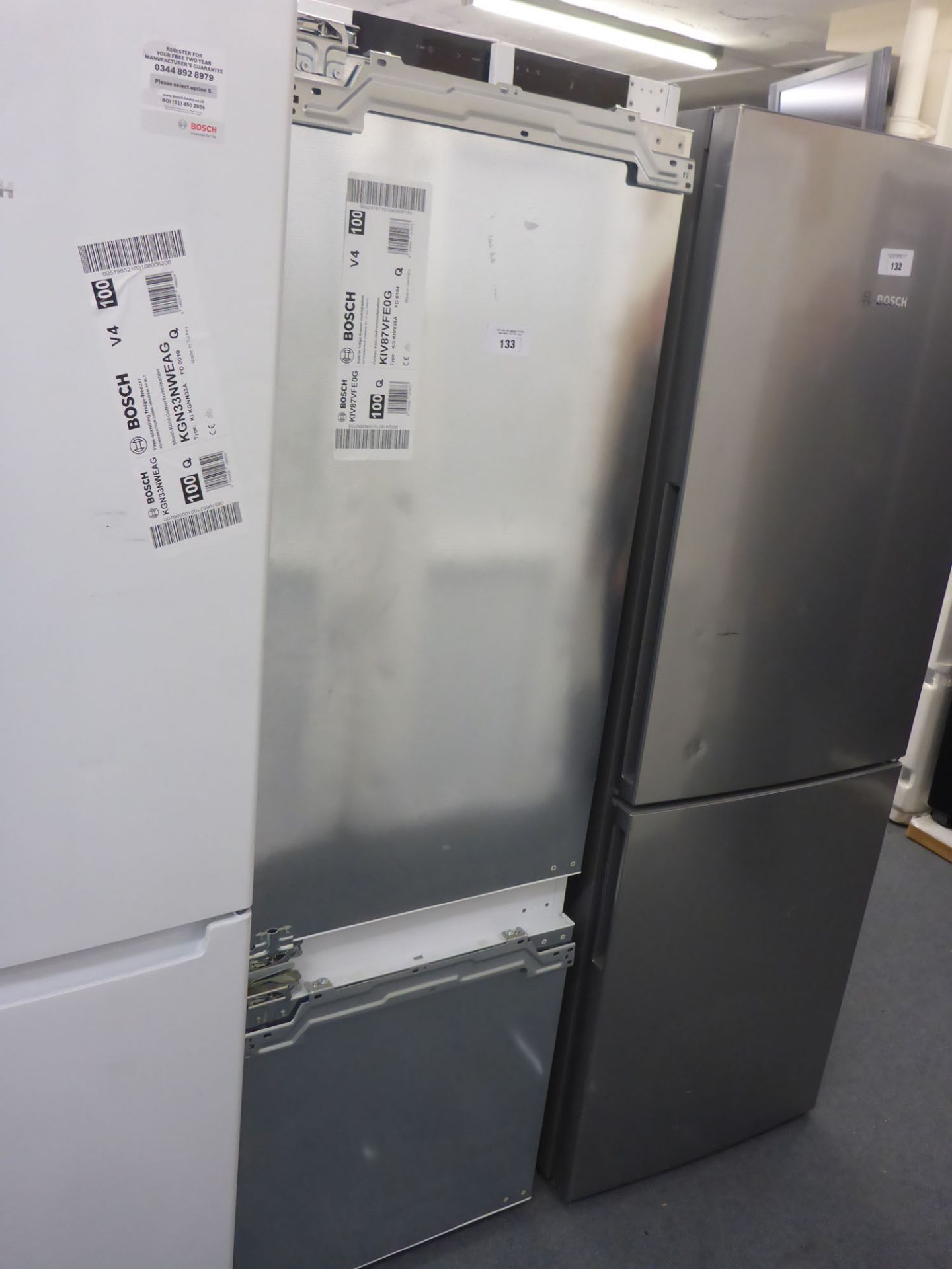 KIV87VFE0GB Bosch Built-in fridge-freezer combination