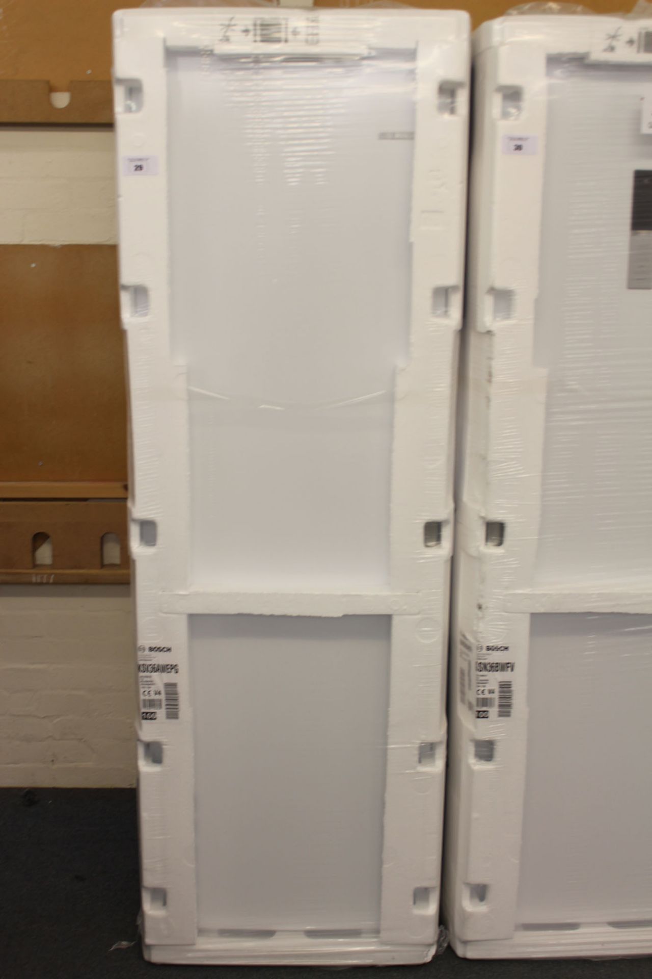 KSV36AWEPGB Bosch Free-standing refrigerator