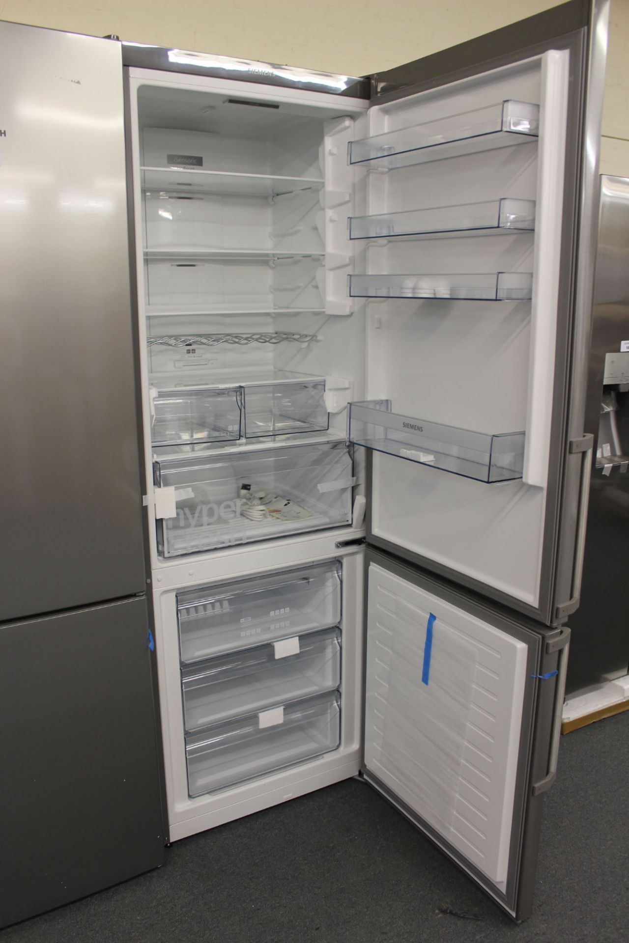 KG49NXIEPGB Siemens Free-standing fridge-freezer - Bild 2 aus 2