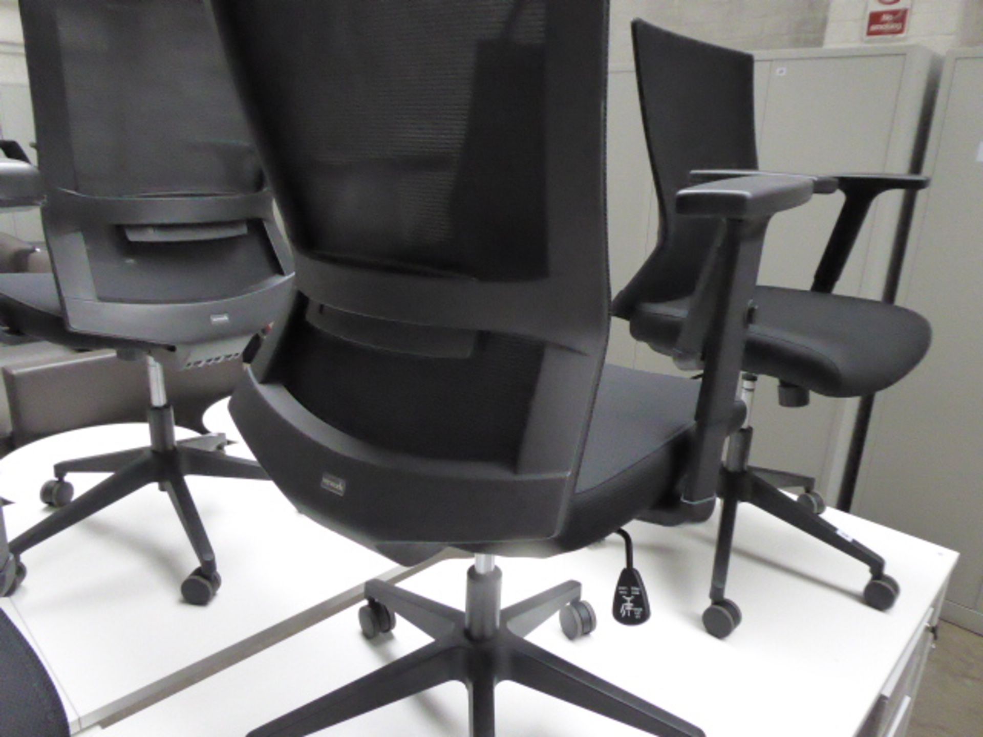 Black cloth and mesh swivel armchair - Image 2 of 2