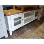 (21) Light oak top and white low cabinet with 2 cupboard doors