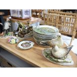 (2219) Collection of Royal Worcester porcelain 'Wildlife' plates with 4 various ornaments and