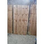(1102) Wooden feather edge garden gate, 85cm(w) x 175cm(h)