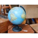 Illuminating globe