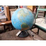 Illuminating globe