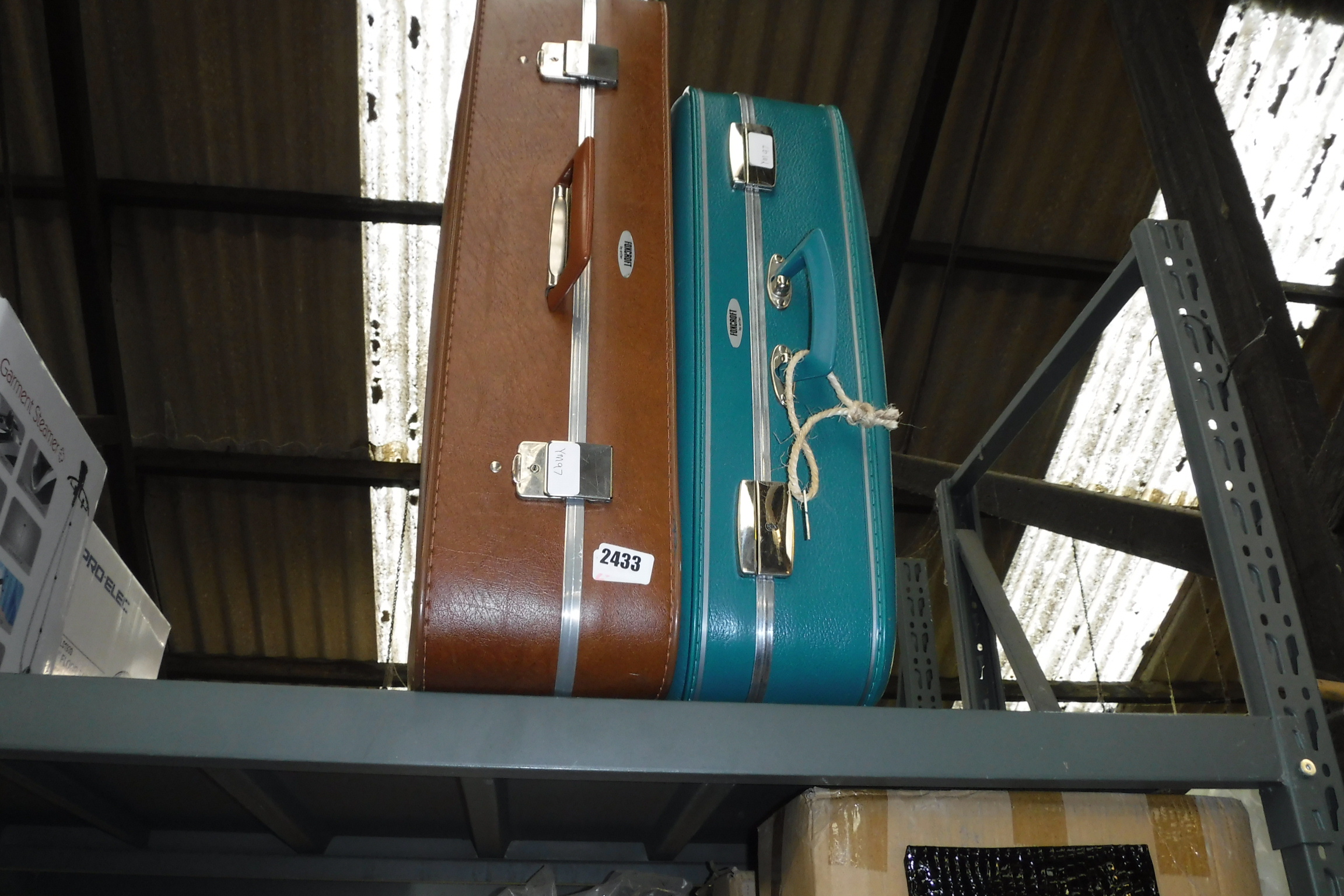 (2293) 2 vintage luggage cases