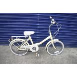 (1072) Girls vintage Raleigh bike in yellow