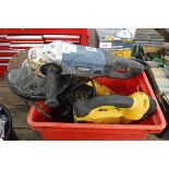 (30) Power Kraft angle grinder with quantity of De Walt cordless tools incl. reciprocating saw,