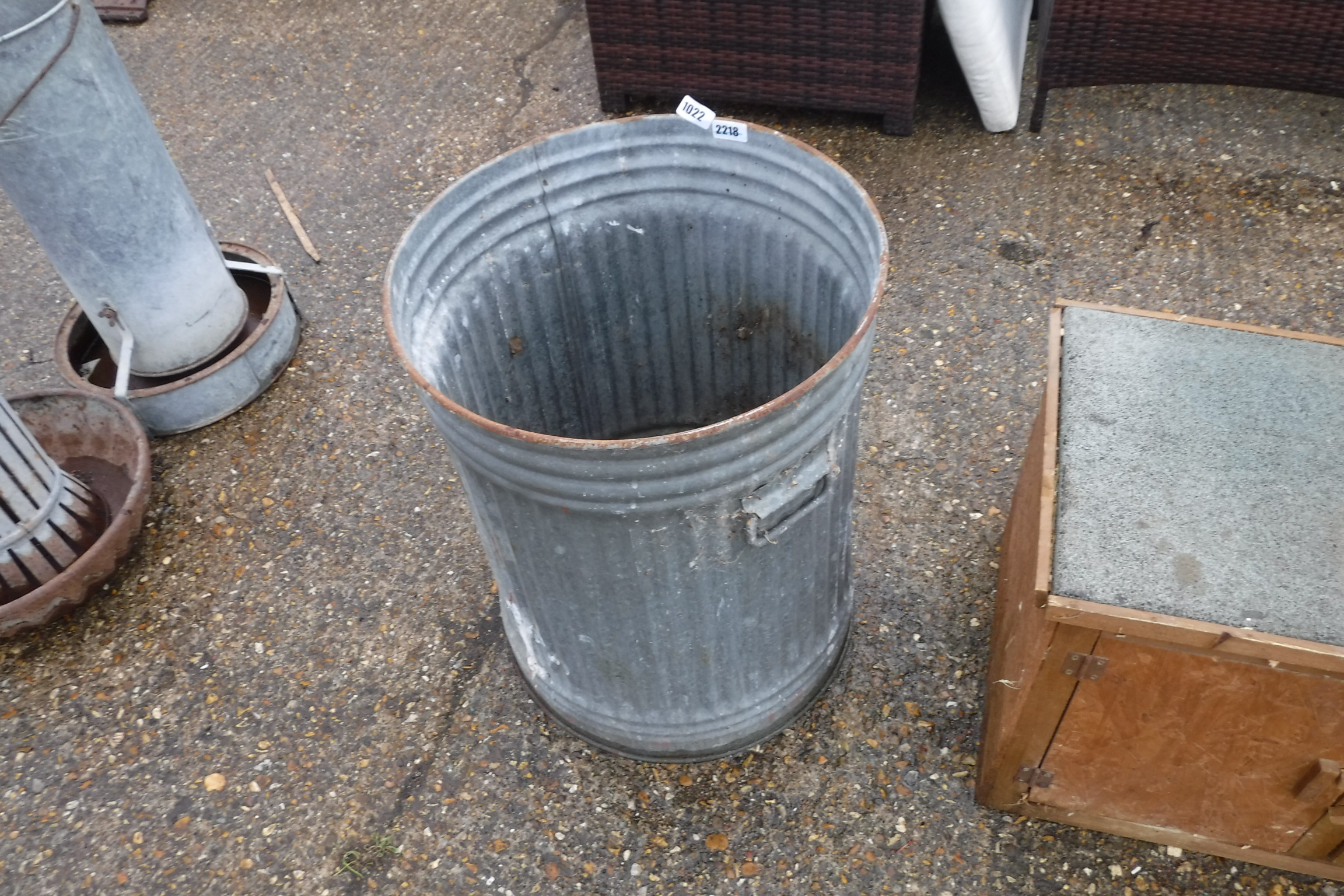 (2218) Galvanized garden bin