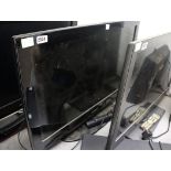 (5) Samsung 32'' TV on stand with remote control