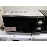 (8) Morphy Richards microwave