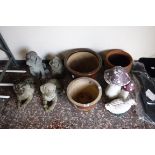 Quantity of concrete garden ornaments in the shape of dogs with 3 ceramic pots, mushroom and duck