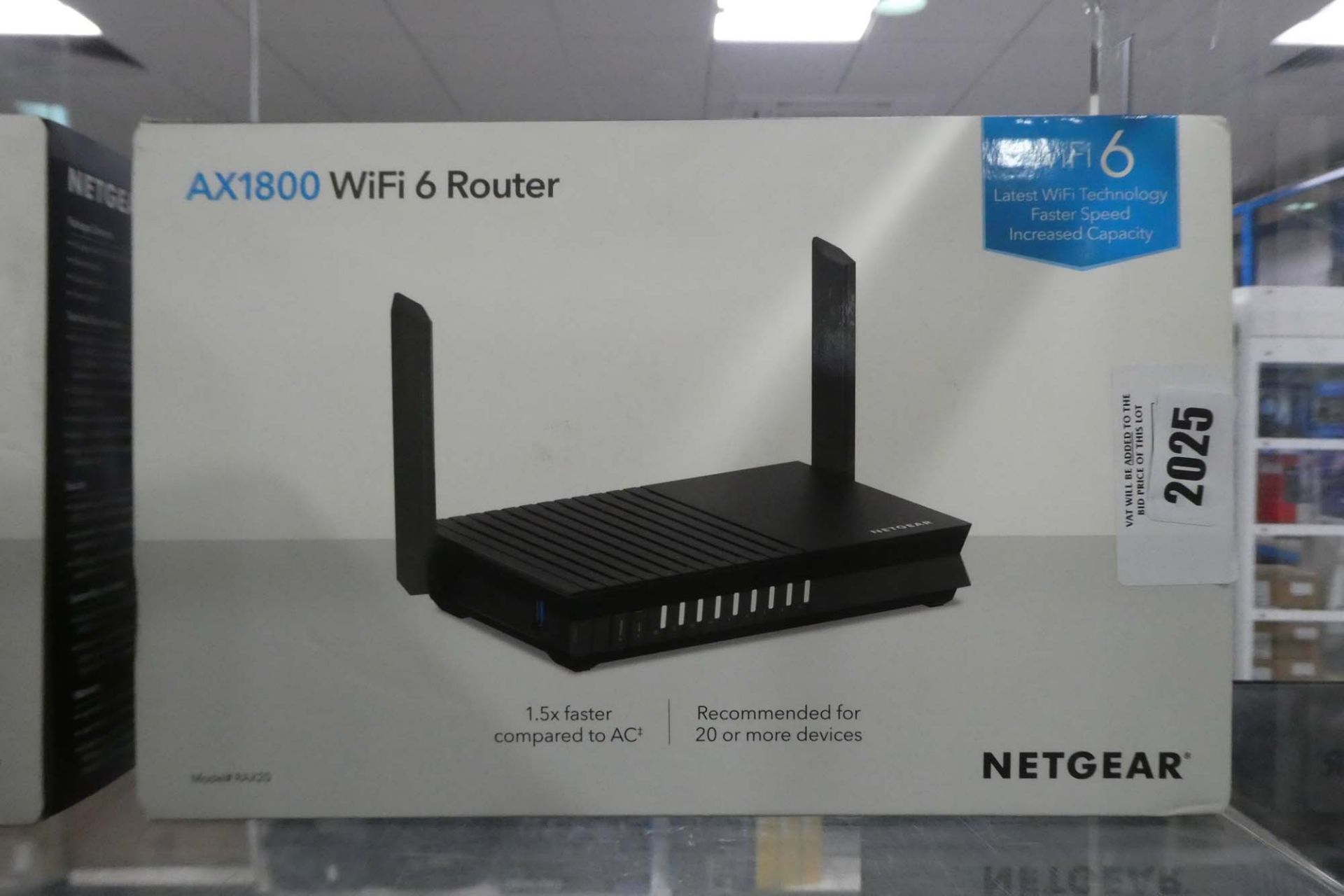 2158 Netgear WiFi 6 AX1800 wifi router in box