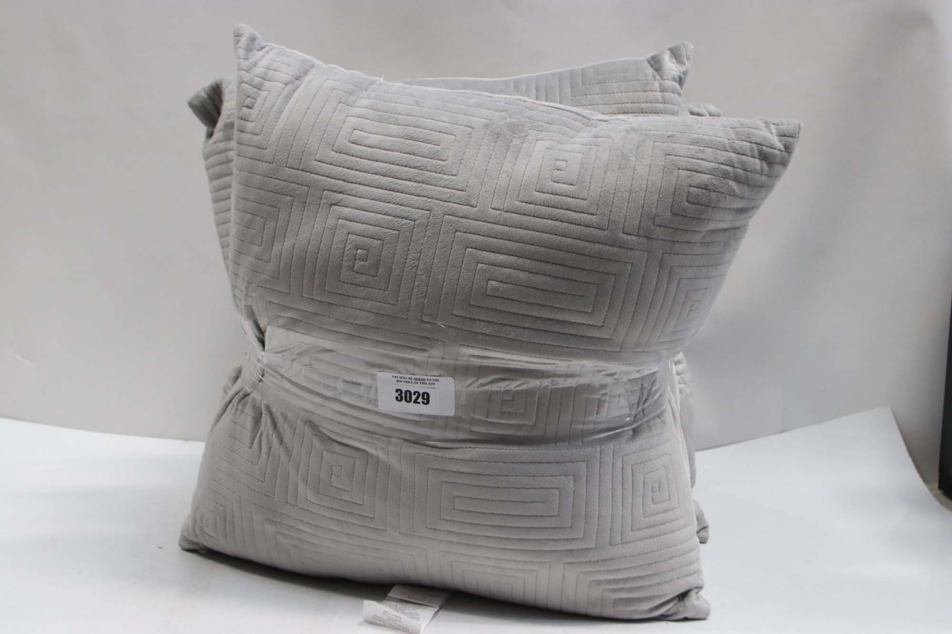 4 cushions in grey dralon