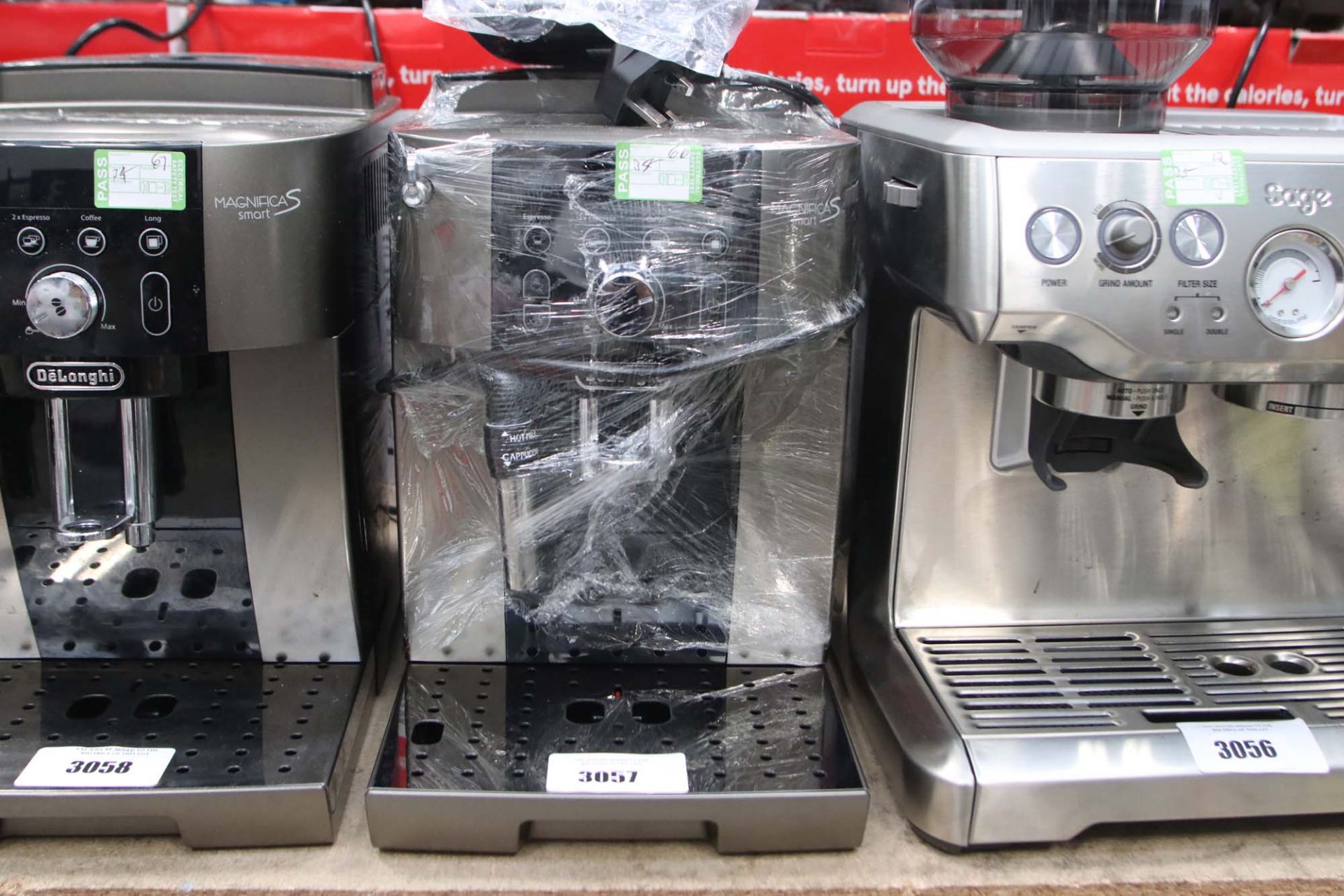 Unboxed Magnifica S Smart coffee machine (66)