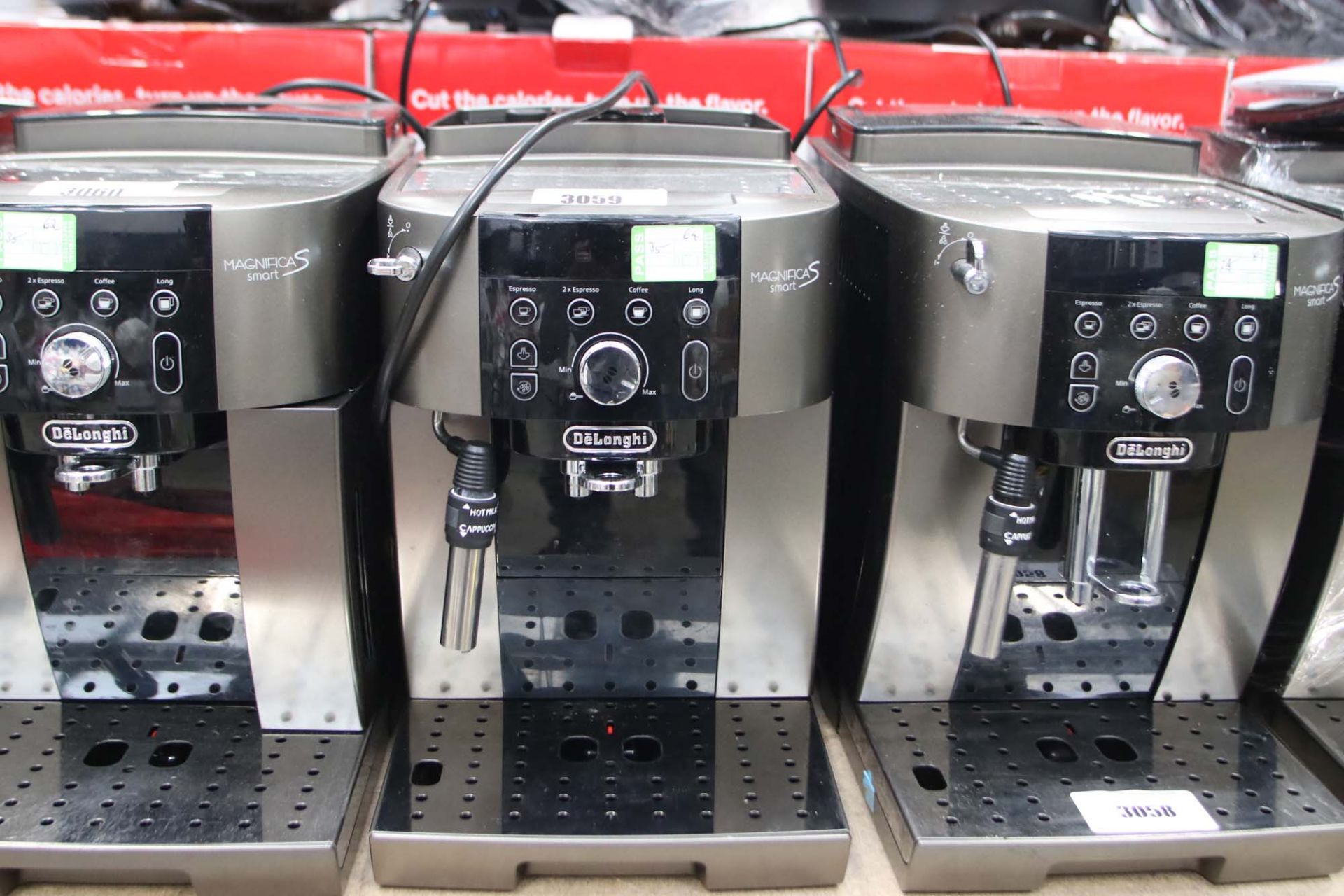 Unboxed Magnifica S Smart coffee machine (64)