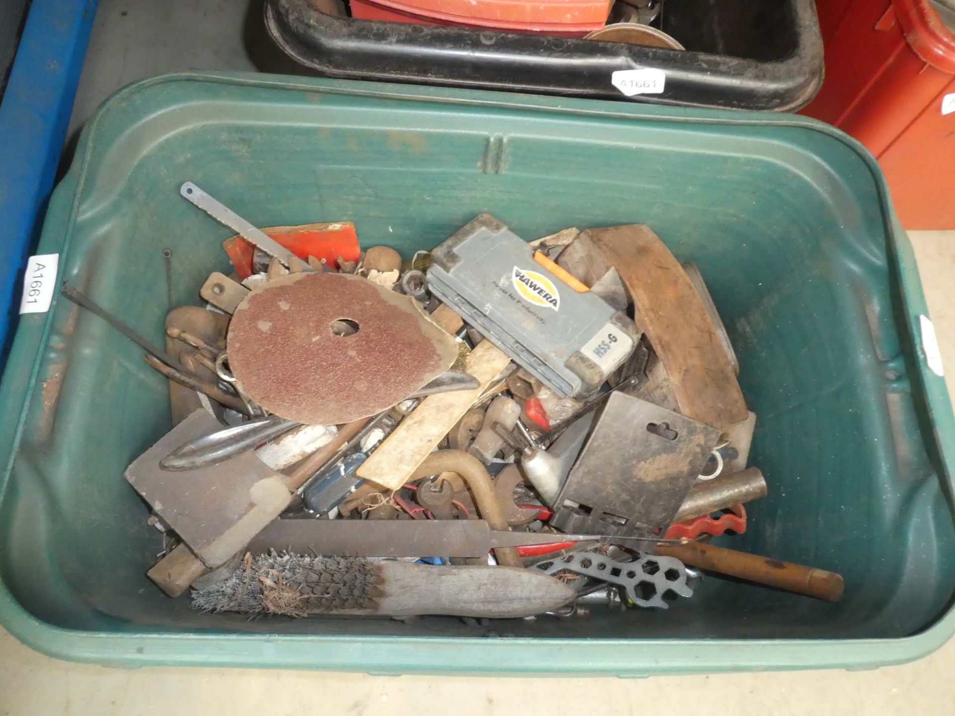 4 boxes of assorted garage tooling inc. hacksaws, saws, drills etc - Image 2 of 4