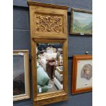 Mirror in decorative gilt frame