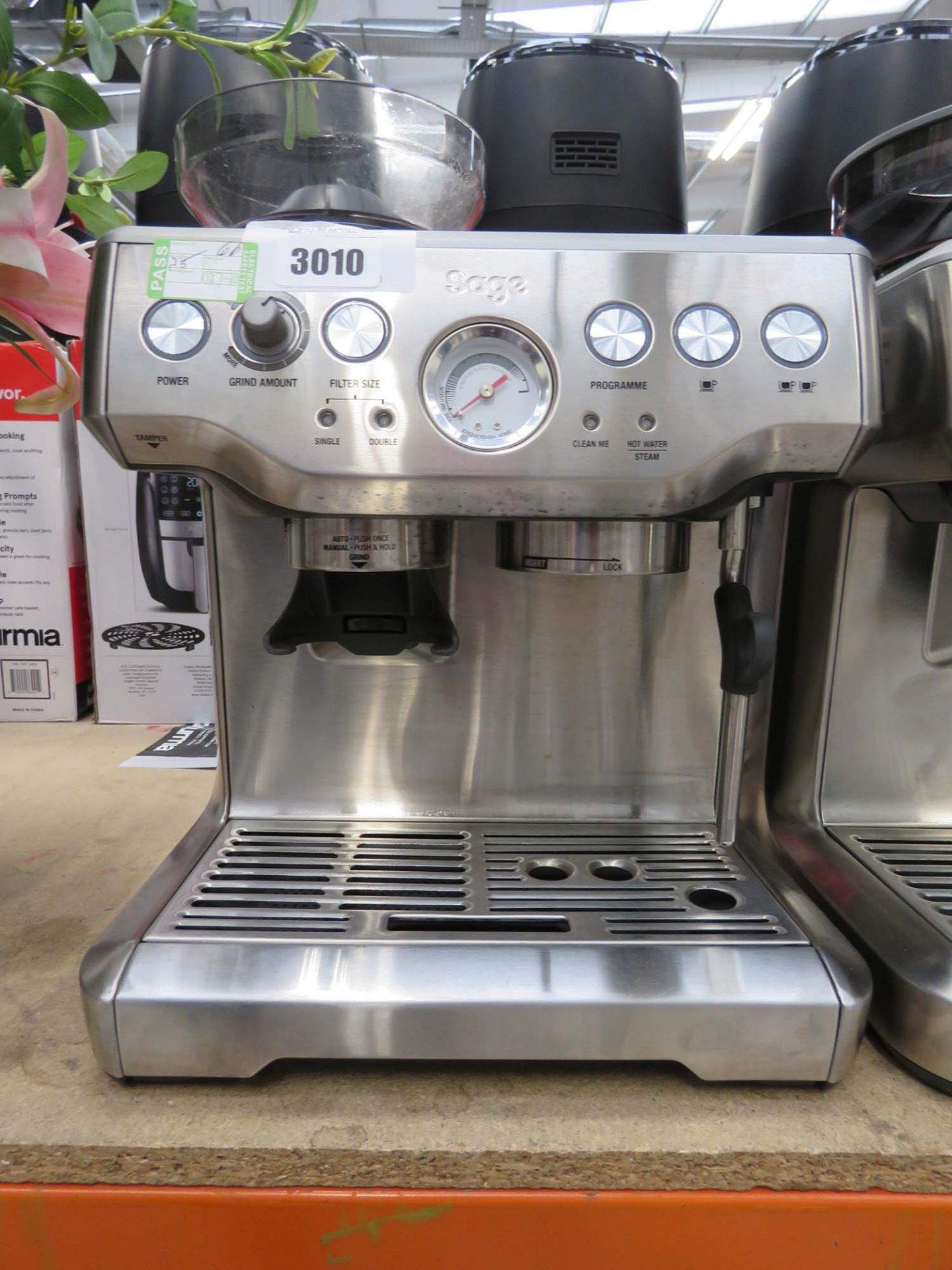 3055 - Unboxed Sage Barista Express coffee machine (no other accessories)