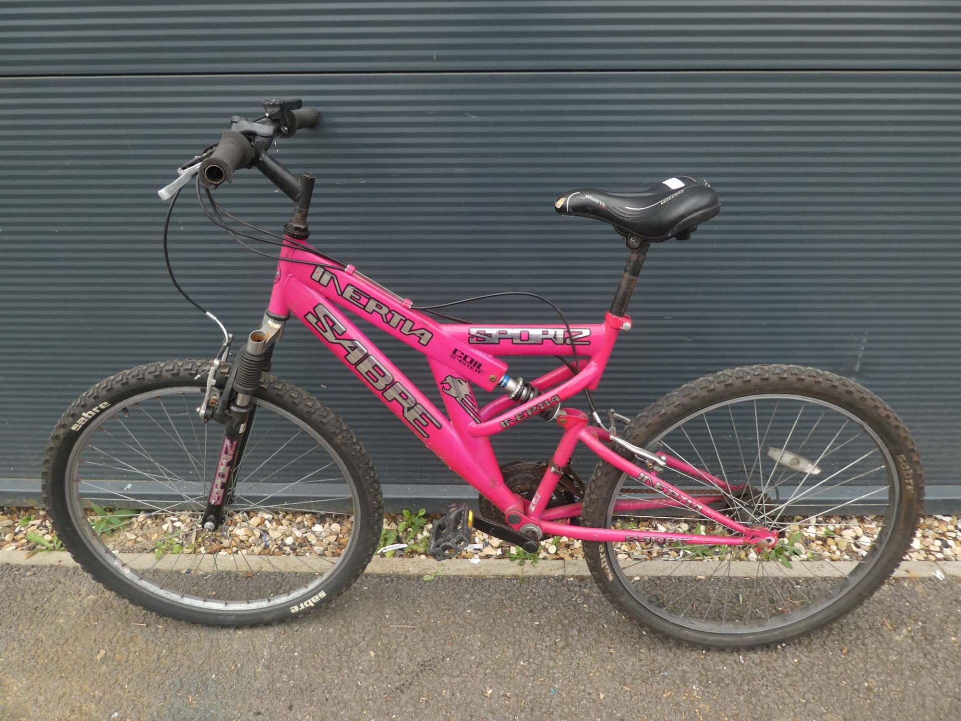 Sabre pink mountain bike