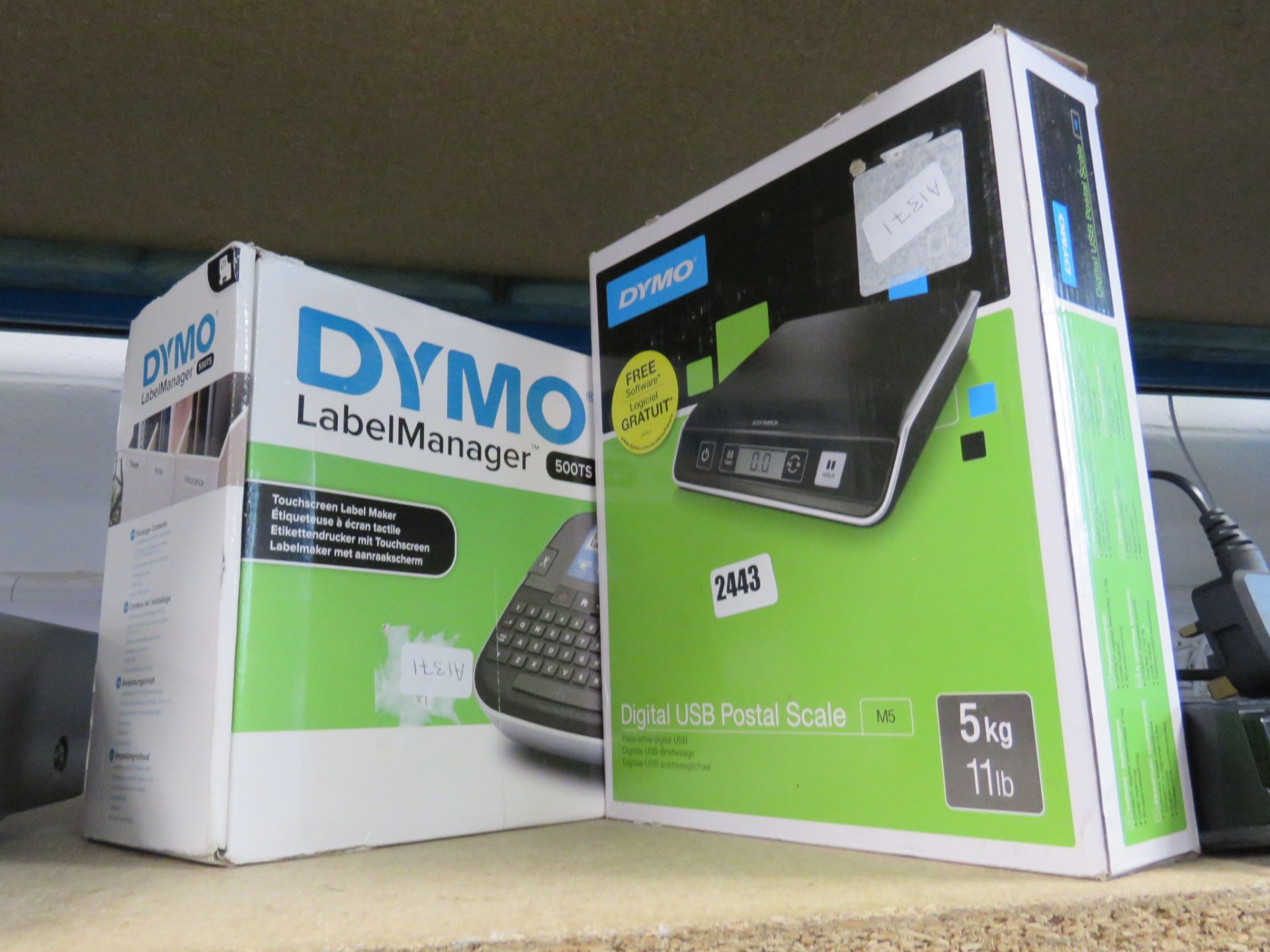 Dymo label manager together with Dymo 5kg usb digital scale