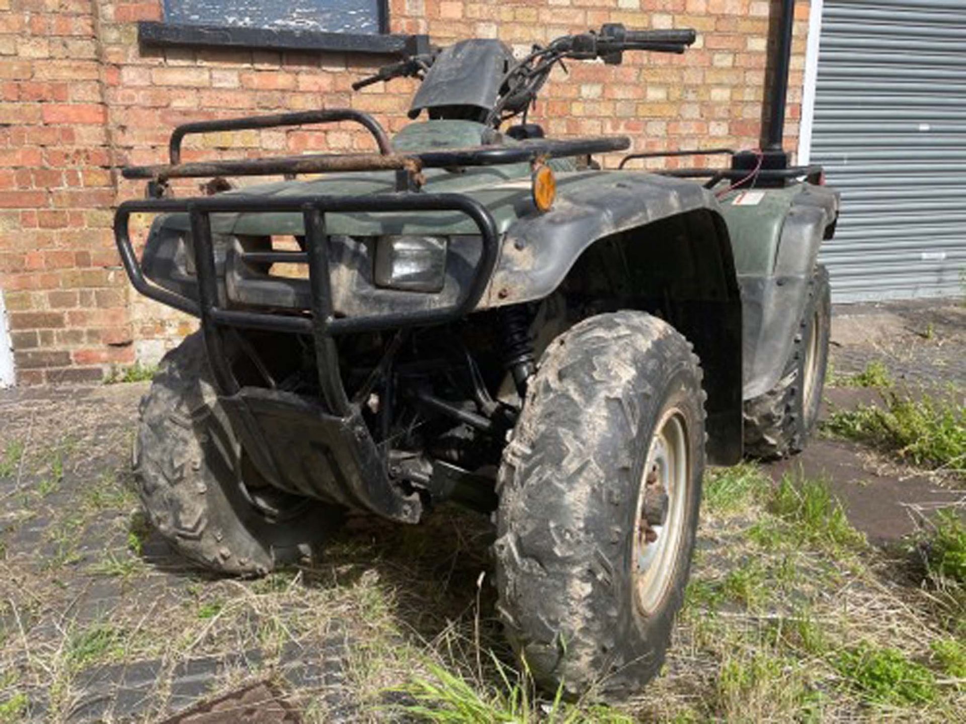 2002 HONDA FOURTRAX 350cc QUAD BIKE 4×4 Quad bike showing 6,800 hours. With Owners handbook, service - Image 5 of 8