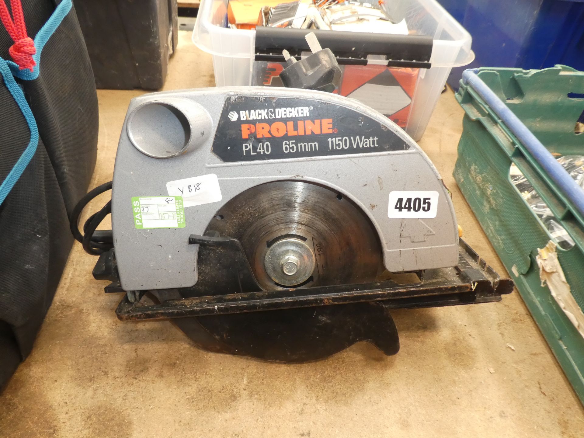 Black & Decker circular saw