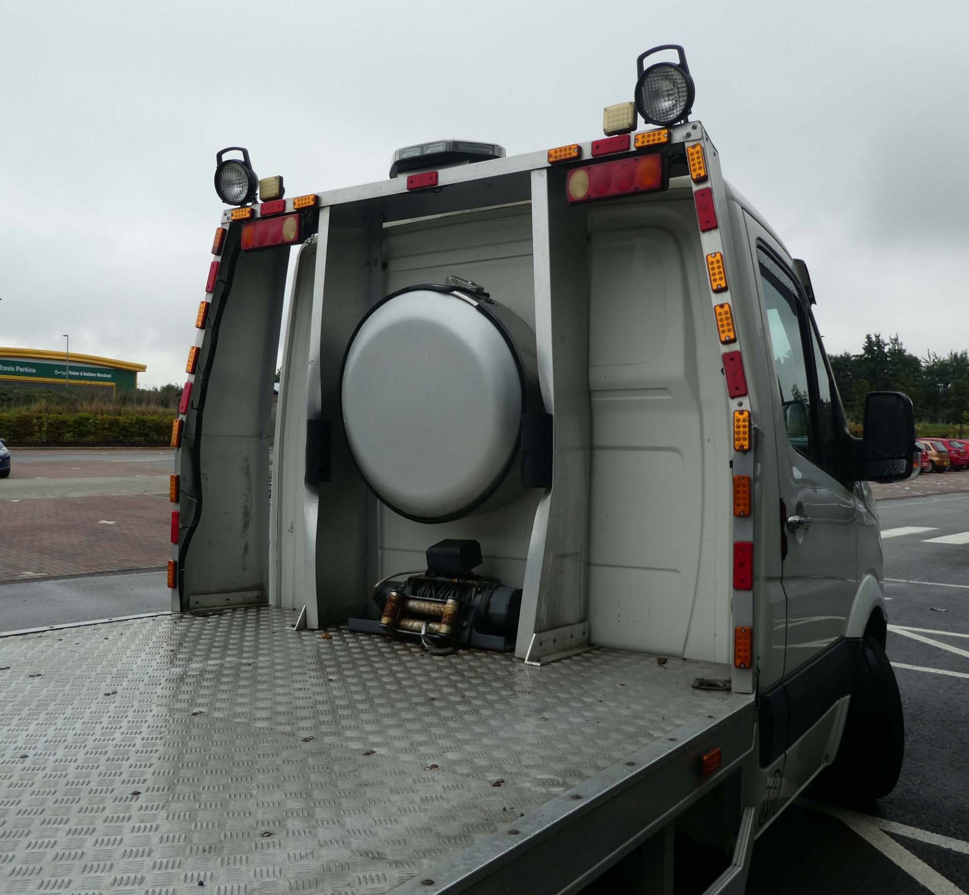 Volkswagen Crafter CR35 109 LWB recovery vehicle with AF Recovery aluminium 5 metre beavertail body, - Image 10 of 13