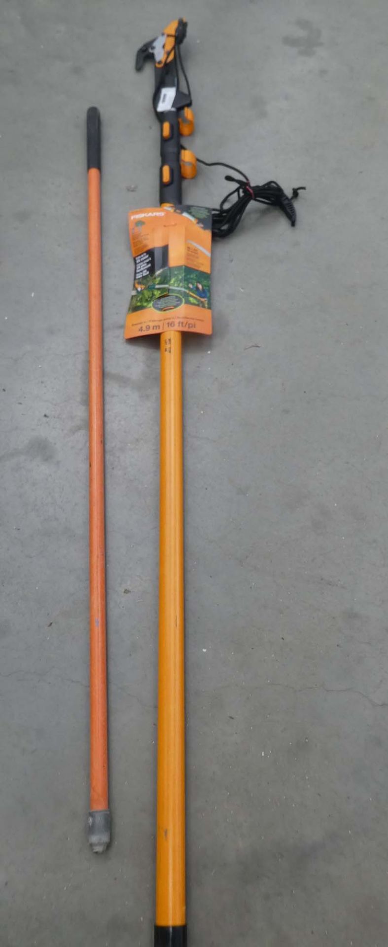 Fiskars long reach lopper