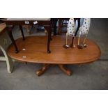 5471 - Oval pine coffee table on single tripod base