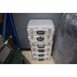 6 aluminium travel cases