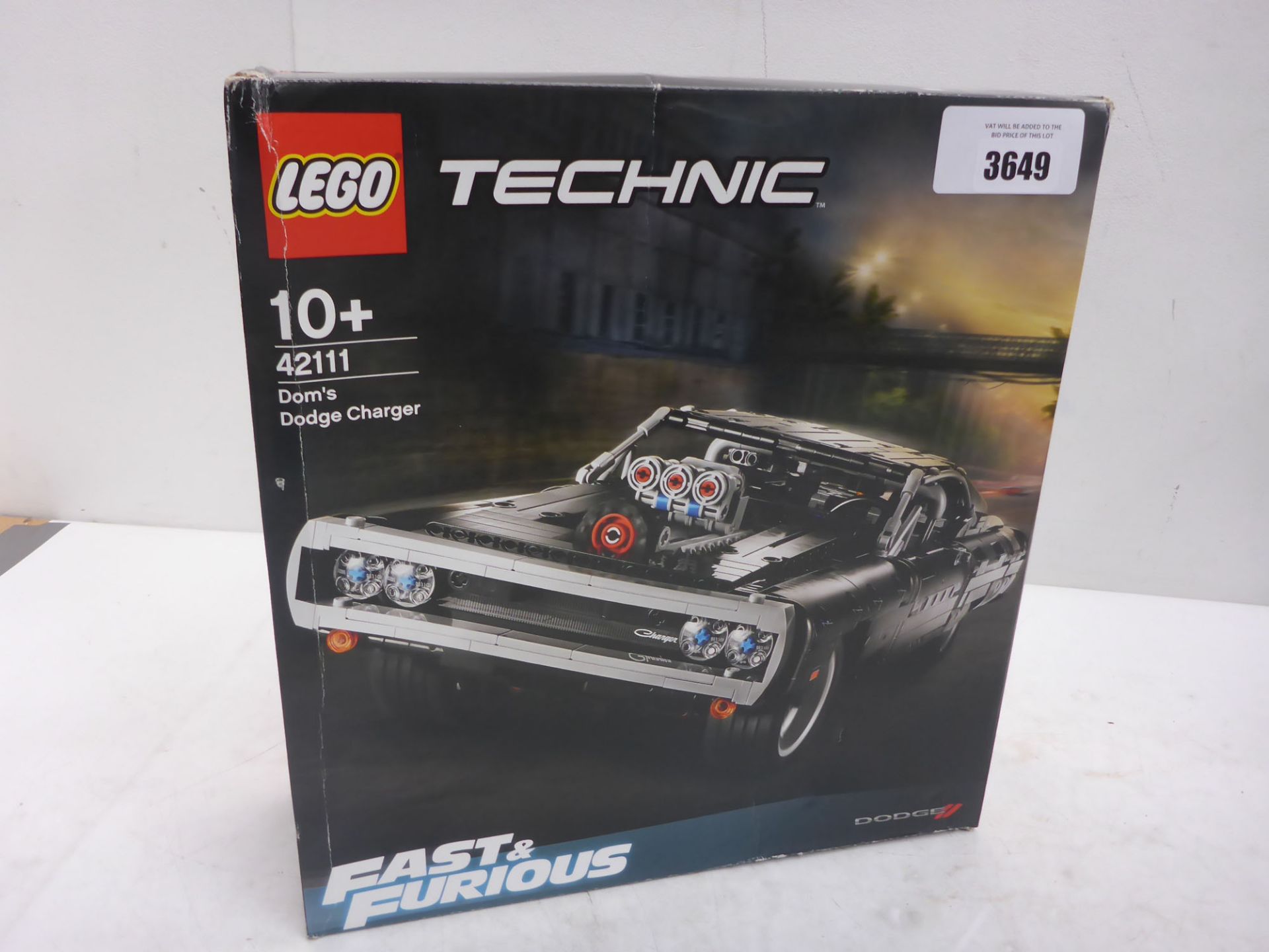 Lego Technic Fast & Furious Dom's dogde Charger 42111 kit (boxed & sealed)