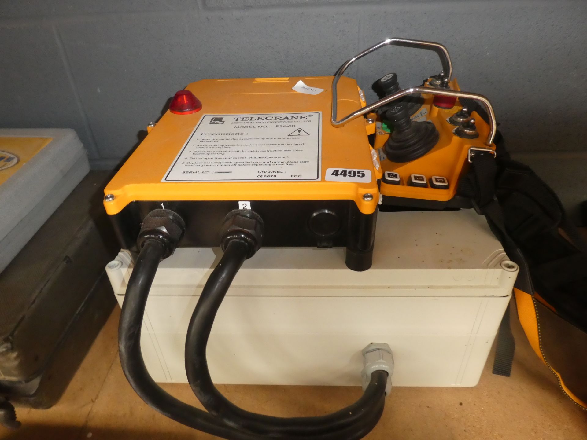 Tele crane remote control unit