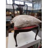 5248 Mahogany occasion chair