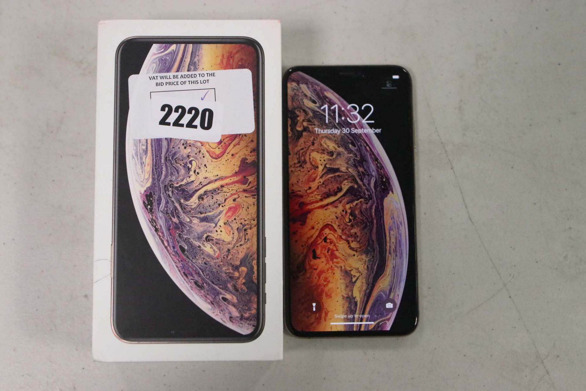 Apple iPhone XS Max in gold 64gb model A2101 with box